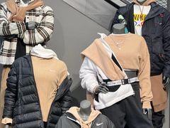 -王府井奥莱临潼小镇(临潼店)