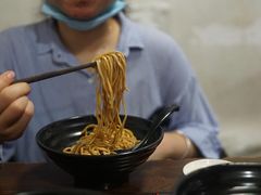 -赵宝美煎包店