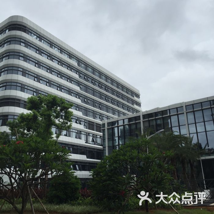 厦门大学附属中山医院(厦门大学附属中山医院口腔科)