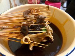 -拈签一笑黄牛肉辣卤串串