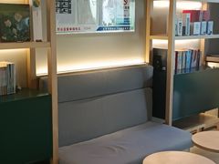 -秋果酒店(北京中日友好医院和平里地铁站店)