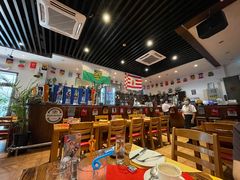 大堂-申德勒加油站餐厅(三里屯北小街店)