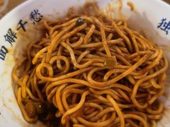 武汉热干面-文叔·湖北名小吃·小龙虾(华强北店)