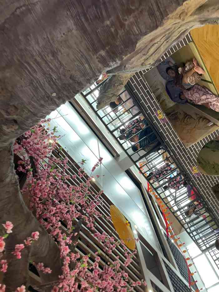 大蓝鲸欢乐汤温泉汗蒸洗浴-"前几天来过一次,为这次带宝宝来探路～开.