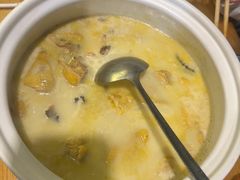 鲍鱼花胶鸡-金龙·打边炉(南京西路店)