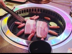 -香猪坊韩国烤肉专属门店(魏公村店)