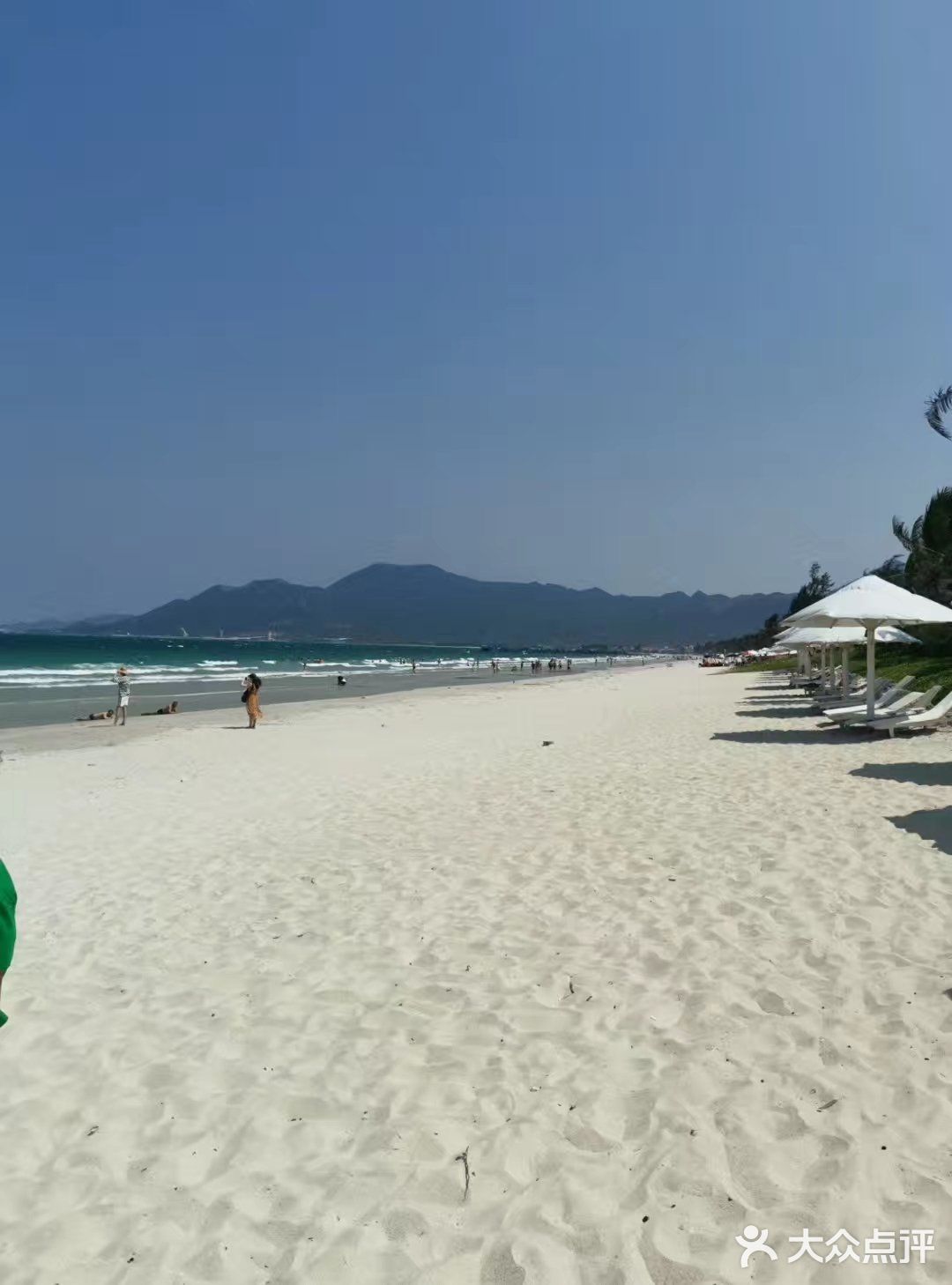 出去游玩也是最适合的，欣赏一下沿途的美景