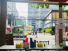 -榮泰米粉湯(Left Shop)