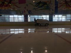 -冠军冰场CHAMPION RINK(百联又一城店)