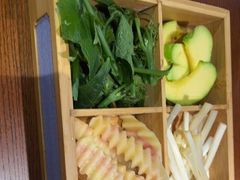 -花菇朵·云山雀 ll 野生菌锅·野果酸汤·精品滇菜(万柳店)