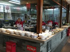 自助取餐区-亿诣蝎府炸酱面羊蝎子火锅(酷车小镇店)