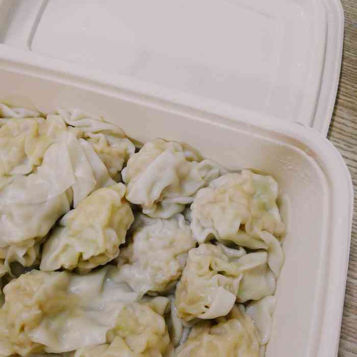 熊师傅饺子(山大南路店)-"[调皮]刚开业时拼的团,只需8.9,每种.