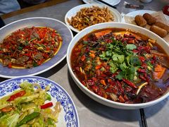 -有红鸡毛店·川菜(建设路店)