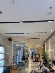 -罗亚帝造型·烫发染发