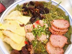 三鲜扣蛋饺-新侗家食府(蟠桃宫店)