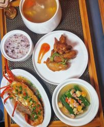 -臻康乃馨月子中心(集美店)