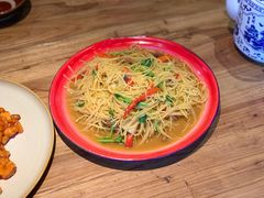 -先启半步颠小酒馆(白麓里店)
