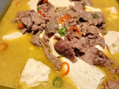 -有红鸡毛店·川菜(建设路店)