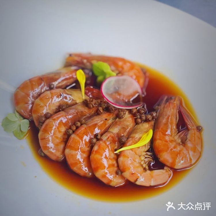 服了，为了餐厅的品质，竟然还开了一个小农场