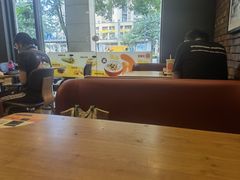 -汉堡王(华发中央公园店)