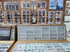 -沪睛眼镜蔡司官方授权店(金桥佳林路店)