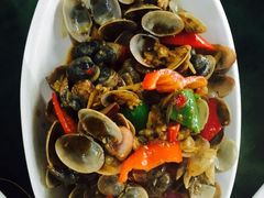 -四川小胡子海鲜(丁村万人海鲜广场店)