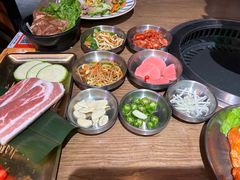 -香猪坊韩国烤肉专属门店(魏公村店)