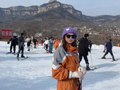 -济南卧虎山滑雪场