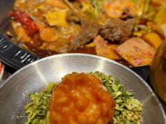 -江湖小牛·水煮牛排火锅(欧亚新生活购物广场店)