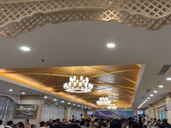 -汗腾格里·风味餐厅(新疆驻京办店)