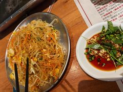 -后街佬·炭火鲜鱼杂(33小镇店)