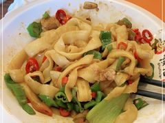 -顺溜·手工刀削面·黑金店(铜锣湾店)
