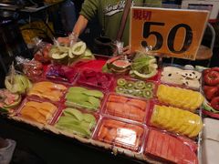 -六合夜市