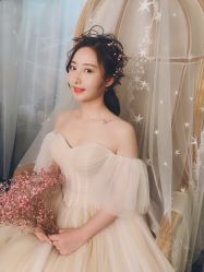 点击看大图 -艾米丽婚纱礼服