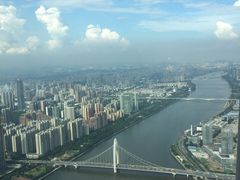 -广州塔卢特斯法国旋转餐厅