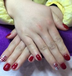 -AI艾耳·专业手工耳洞·穿孔美学馆