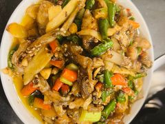 -鸿顺老铁锅美蛙鱼府(解放碑店)