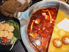 -湊湊火锅·茶憩(上海合生汇店)