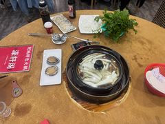 -濠轩阁特色生蚝火锅(水湾路店)