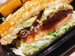 -The Habit Burger Grill 哈比特汉堡(复兴soho店)