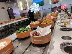 -龍歌自助小火锅(芝罘万达店)