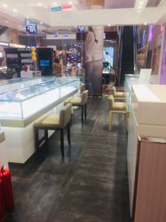 -潮宏基(大商新玛特店)