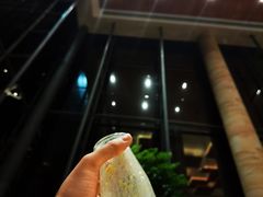 杨枝甘露-松山湖凯悦酒店·Café自助餐厅·周末火舞秀表演