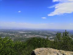 -鬼笑石后山停车场