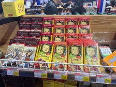 -港澳广场购物中心