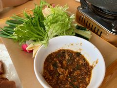 -关东小磨东北菜(上海长风大悦城店)