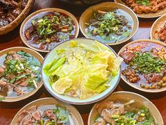 -谢老五跷脚牛肉·非遗传承店