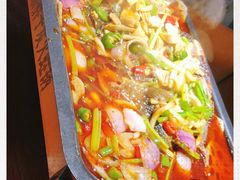 -渝胖子老城区炭火蛙锅(临城店)