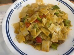 -丝路伊兰·兰州牛肉面(马连道店)
