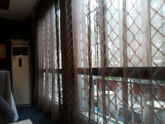 -湖庭壹品鸭王·传统北京烤鸭·别墅私房菜·庭院宵夜(江宁店)